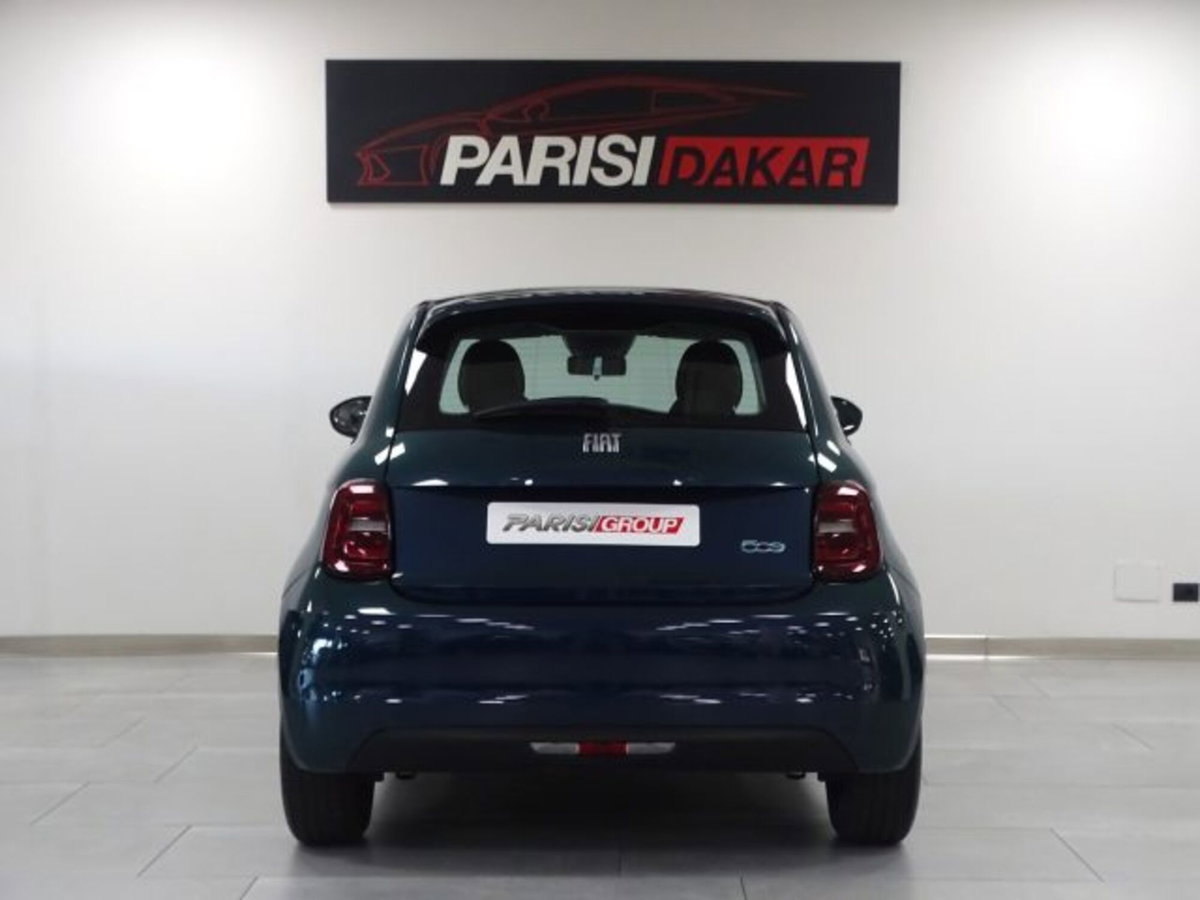 Fiat 500e Action Berlina 23,65 kWh (7)
