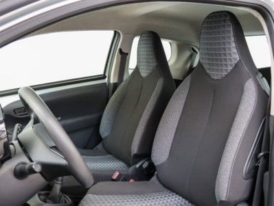 Peugeot 108 72 3 porte Active (8)