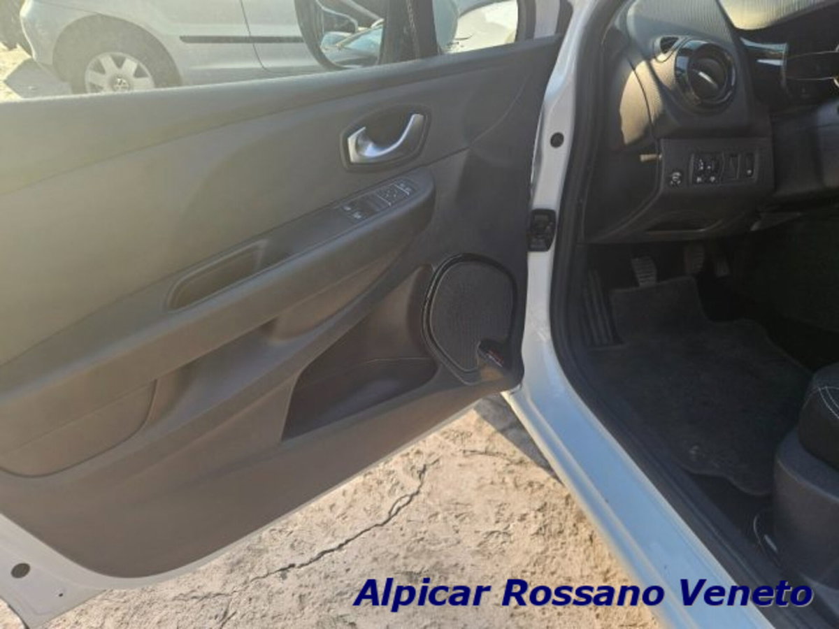 Renault Clio TCe 12V 90 CV GPL 5 porte Business (18)