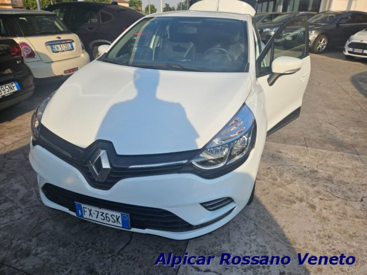 Renault Clio TCe 12V 90 CV GPL 5 porte Business (19)