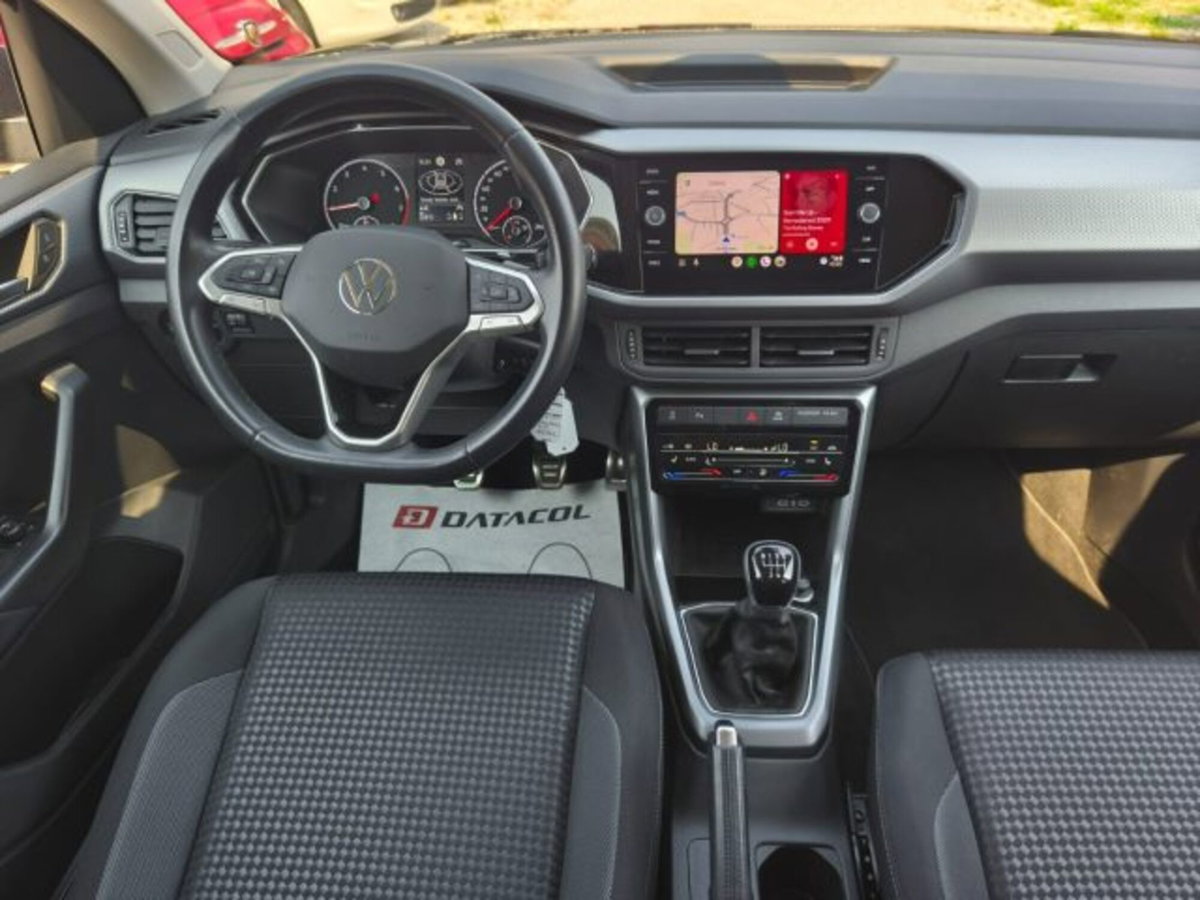Volkswagen T-Cross 1.0 TSI 110 CV Sport (11)