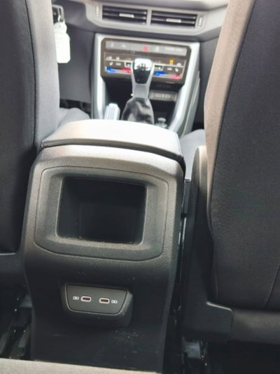 Volkswagen T-Cross 1.0 TSI 110 CV Sport (17)