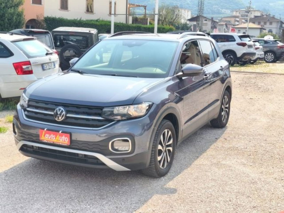Volkswagen T-Cross 1.0 TSI 110 CV Sport (2)