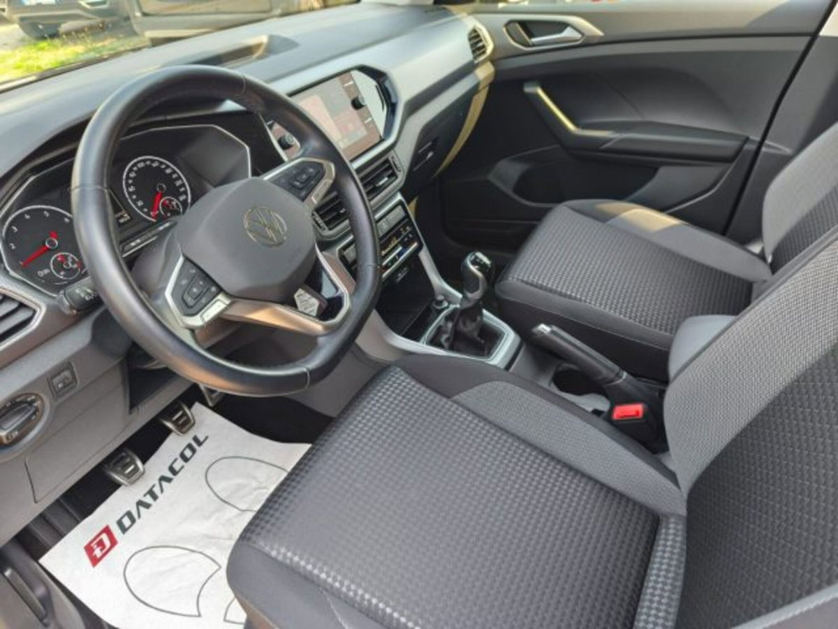 Volkswagen T-Cross 1.0 TSI 110 CV Sport (6)