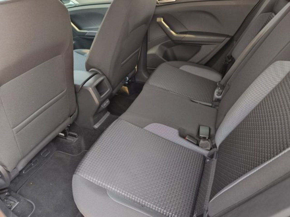 Volkswagen T-Cross 1.0 TSI 110 CV Sport (7)