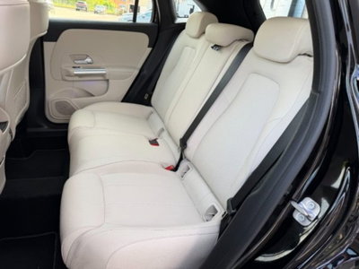 Mercedes-Benz GLA SUV 180 d Progressive Advanced Plus auto (9)