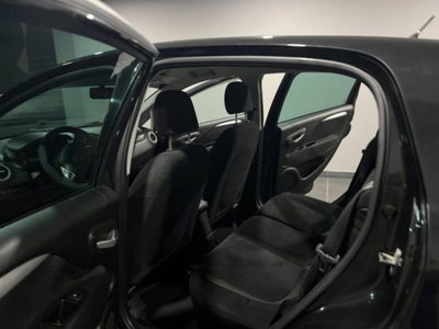 Fiat Grande Punto 1.3 MJT 75 CV 5 porte Actual (10)