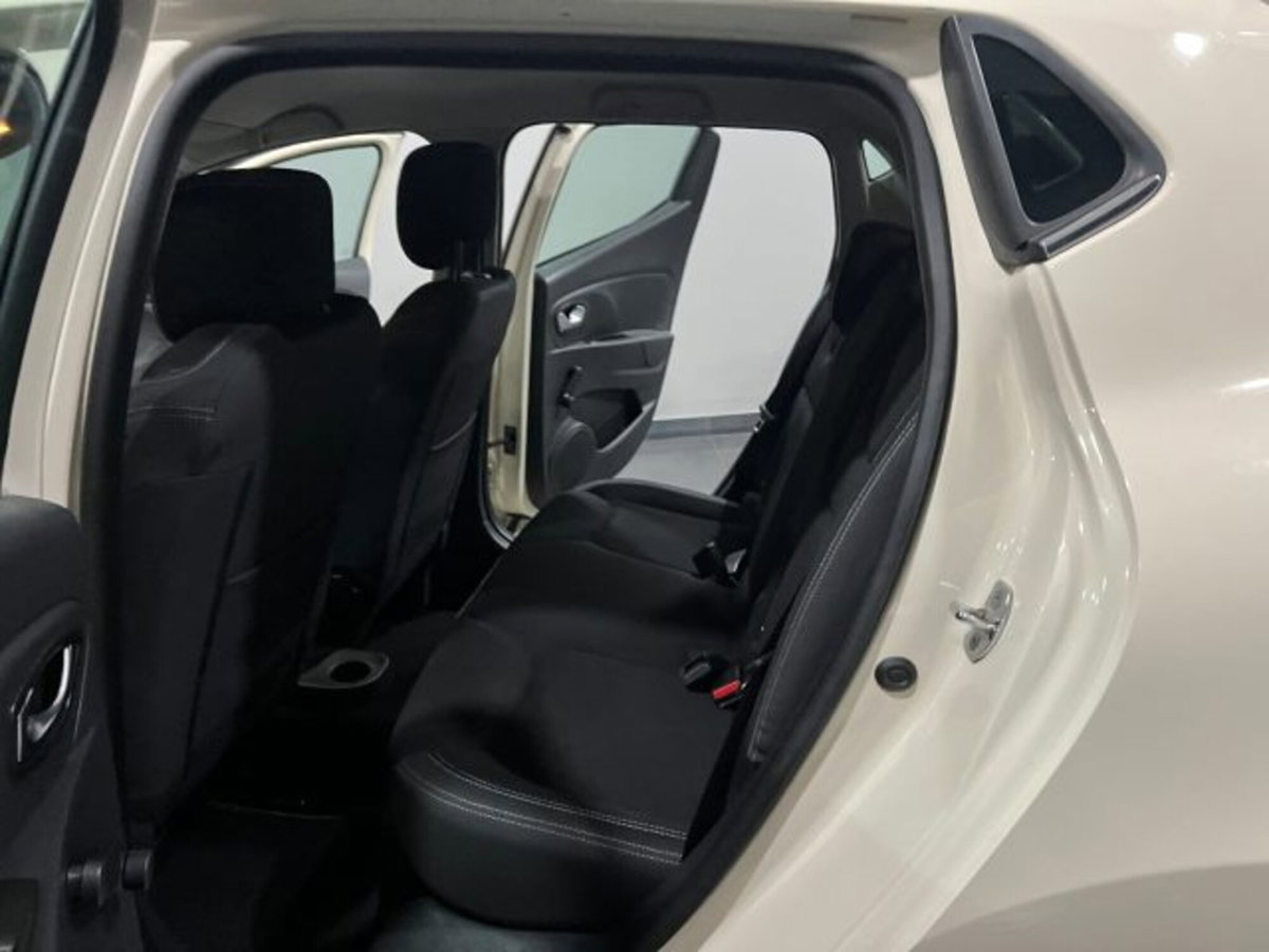 Renault Clio dCi 8V 75 CV Start&Stop 5 porte Energy Intens (12)