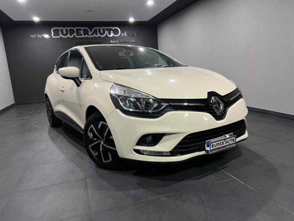 Renault Clio dCi 8V 75 CV Start&Stop 5 porte Energy Intens (3)