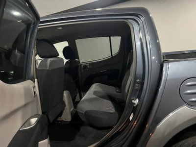 Mitsubishi L200 2.5 DI-D/167CV Double Cab Warrior (9)