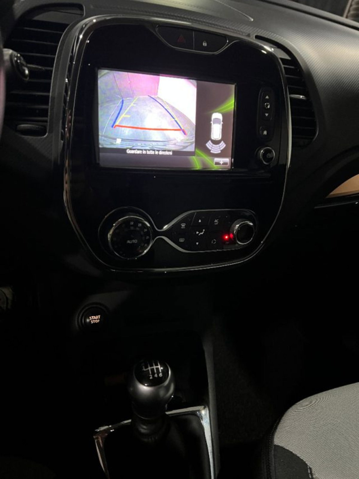 Renault Captur 1.5 dCi 8V 110 CV Start&Stop Energy R-Link (10)
