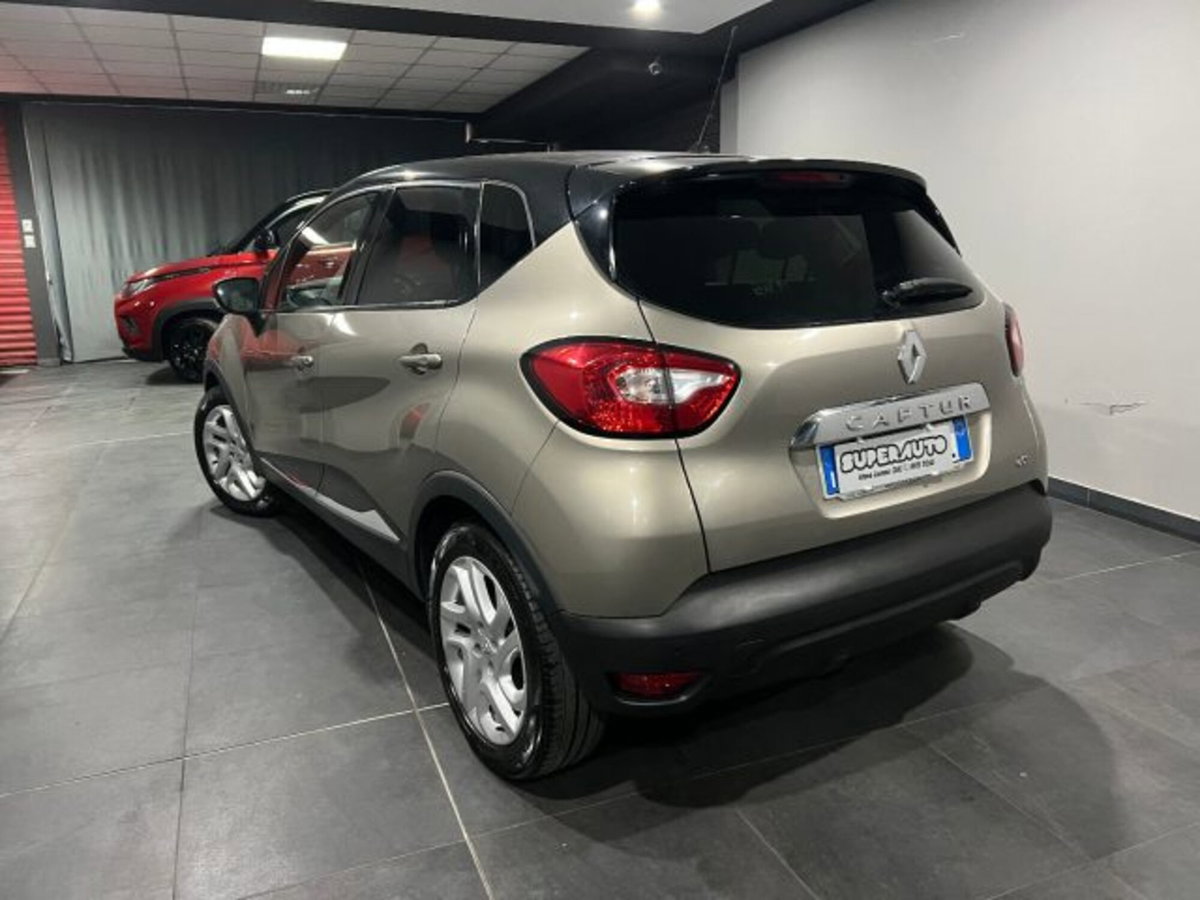 Renault Captur 1.5 dCi 8V 110 CV Start&Stop Energy R-Link (3)