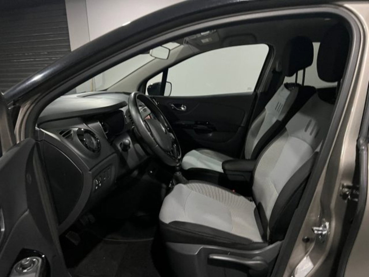 Renault Captur 1.5 dCi 8V 110 CV Start&Stop Energy R-Link (7)