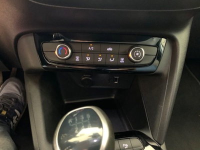 Opel Corsa 1.2 100 CV Edition (20)