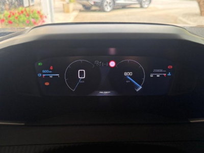Peugeot 2008 PureTech 100 S&S Allure (20)