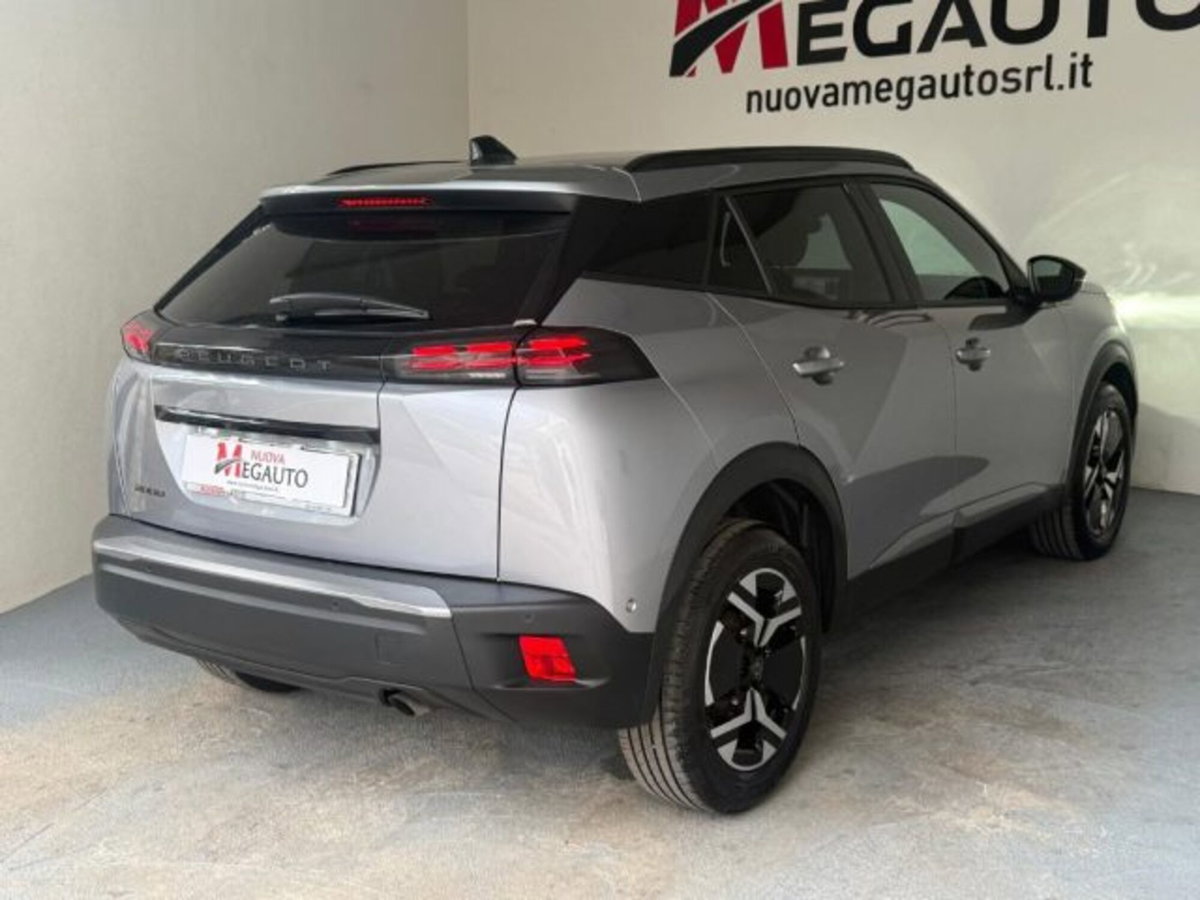 Peugeot 2008 PureTech 100 S&S Allure (5)