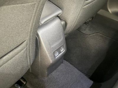 Peugeot 2008 PureTech 100 S&S Allure (9)