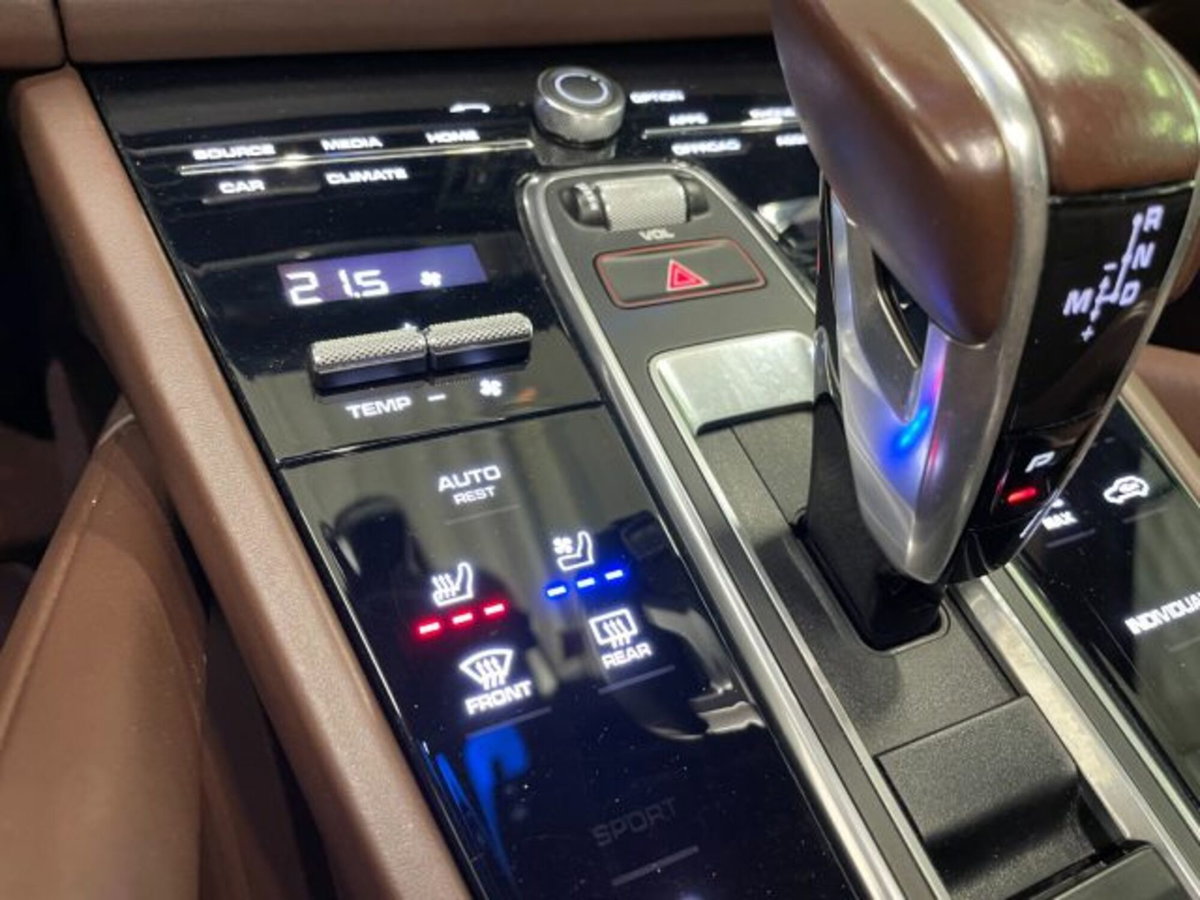 Porsche Cayenne 3.0 V6 (10)