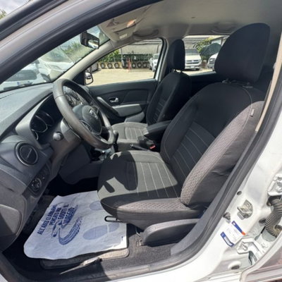 Dacia Sandero Streetway 1.0 TCe 100 CV ECO-G Comfort (8)