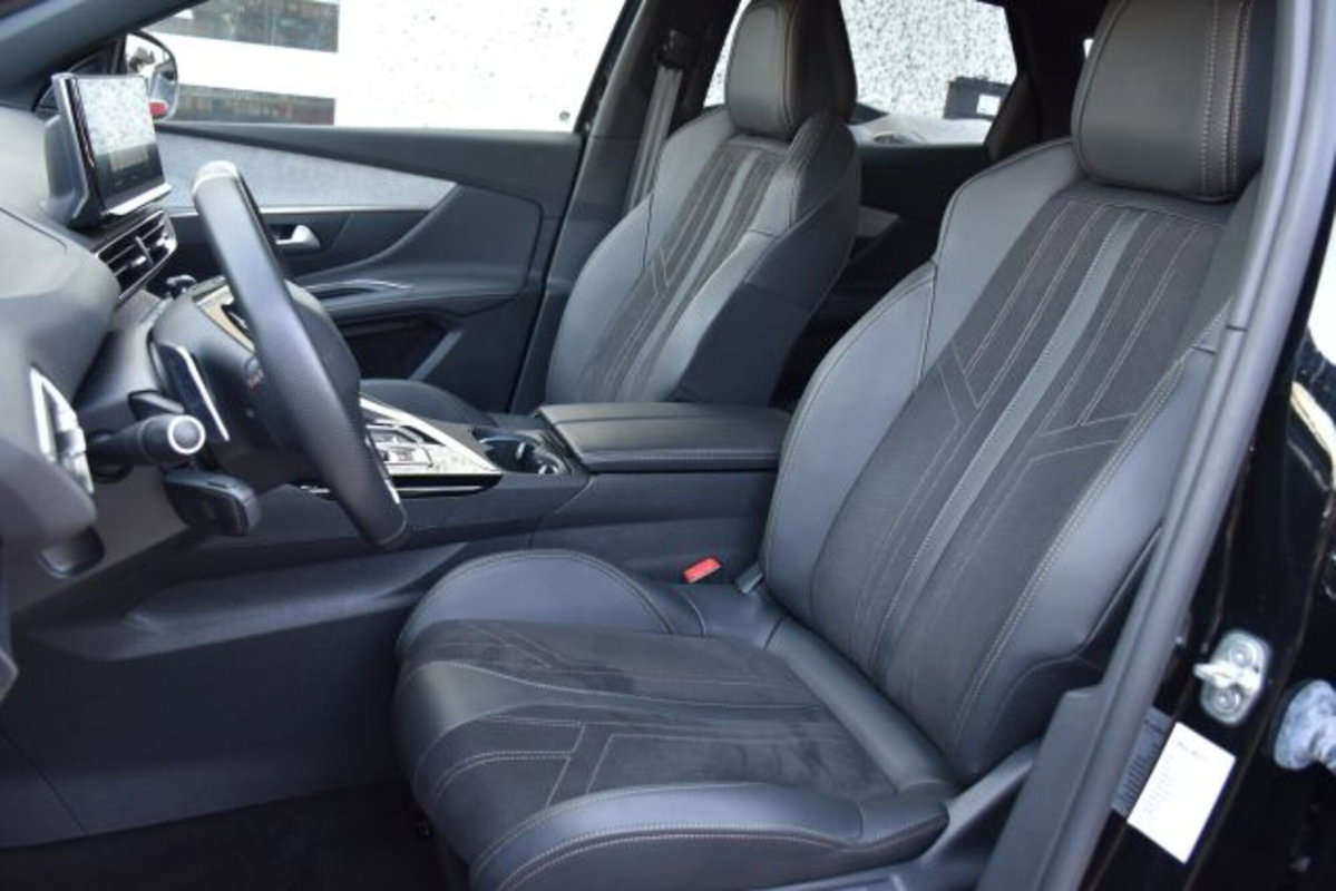 Peugeot 3008 BlueHDi 180 S&S EAT8 GT Pack (8)