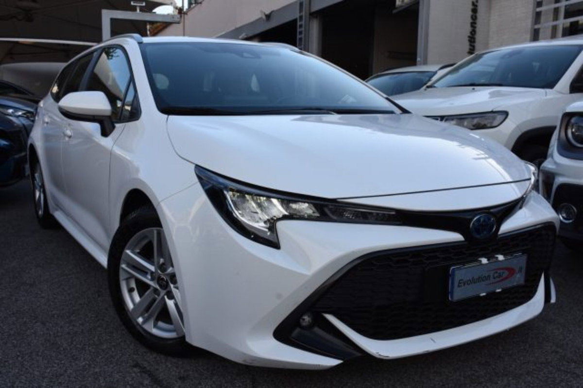 Toyota Corolla Touring Sports Active 1.8 Hybrid  Tech (2)