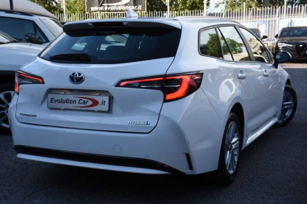 Toyota Corolla Touring Sports Active 1.8 Hybrid  Tech (3)