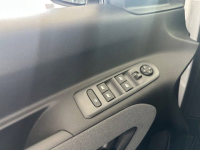 Peugeot Rifter BlueHDi 100 Allure Standard (8)