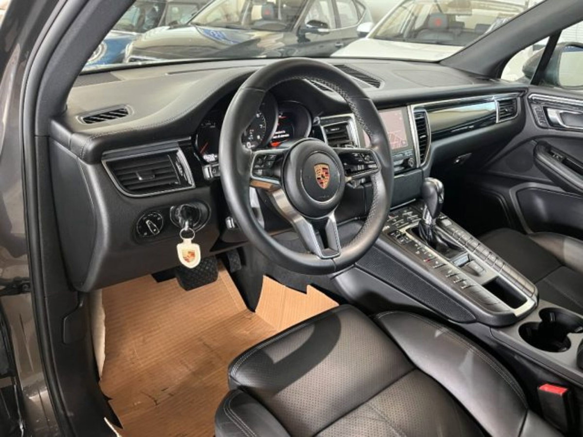 Porsche Macan 2.0 (10)