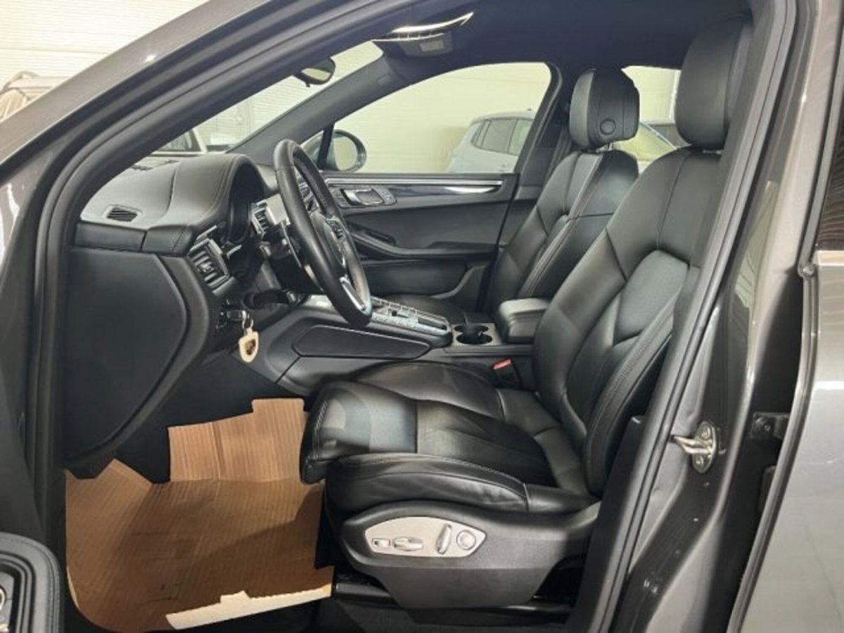 Porsche Macan 2.0 (11)