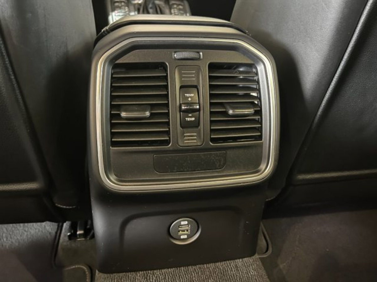 Porsche Macan 2.0 (19)