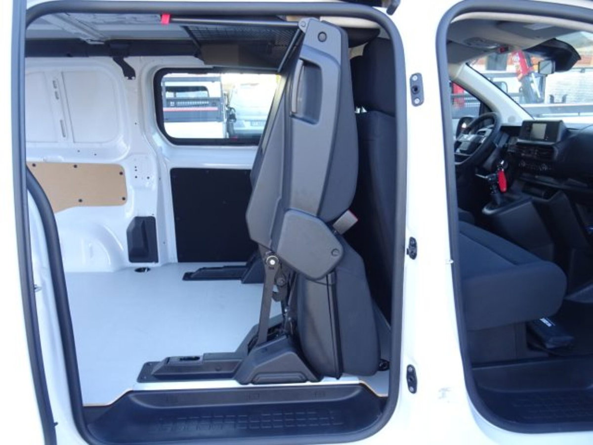 Fiat Scudo Furgone ce 1.5 bluehdi 120cv L2H1 d.cab. mobile (8)