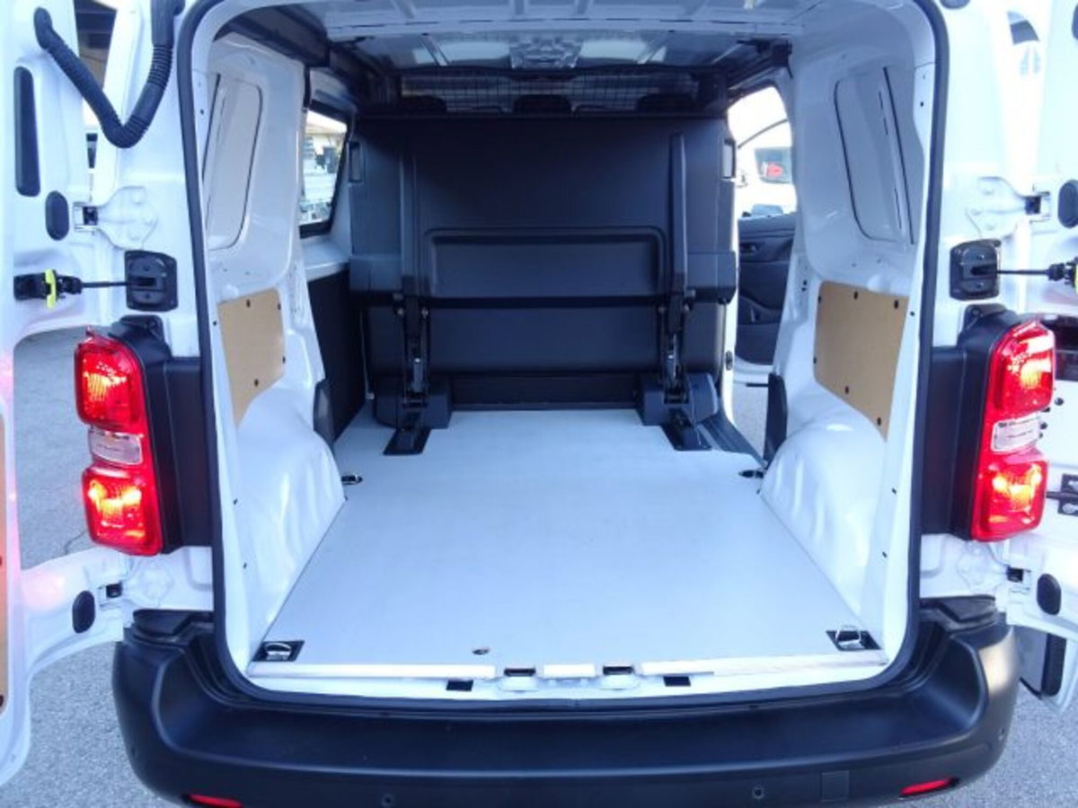 Fiat Scudo Furgone ce 1.5 bluehdi 120cv L2H1 d.cab. mobile (9)