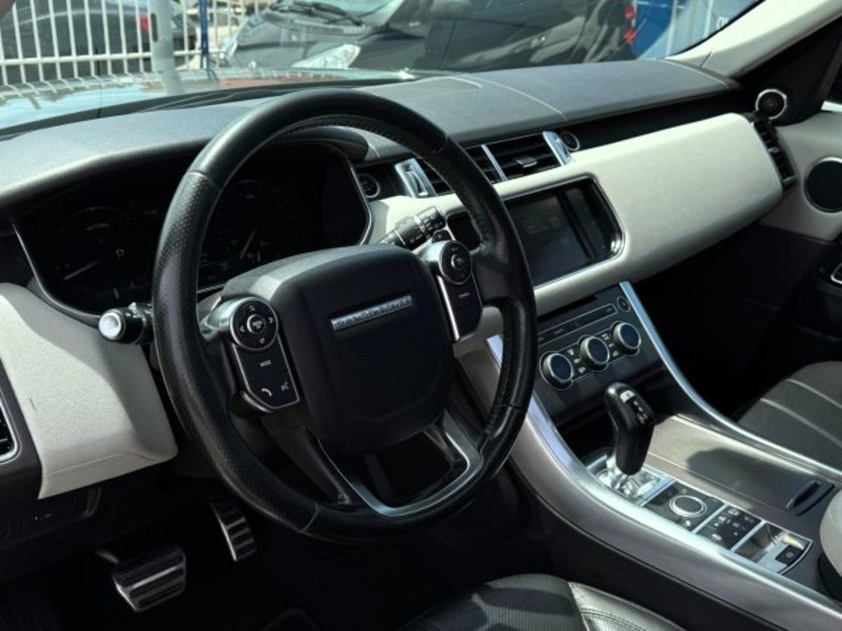 Land Rover Range Rover Sport 3.0 TDV6 HSE Dynamic (7)