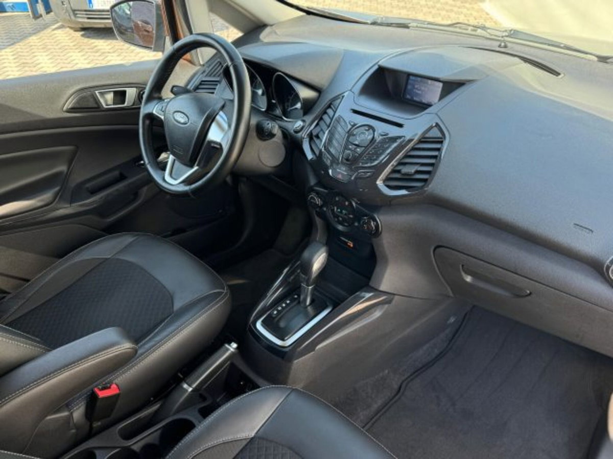 Ford EcoSport 1.5 110 CV Powershift Titanium (9)