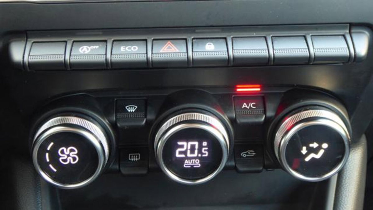 Renault Captur Blue dCi 95 CV Business (20)