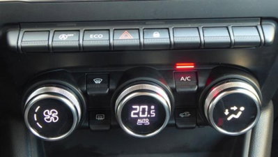 Renault Captur Blue dCi 95 CV Business (20)