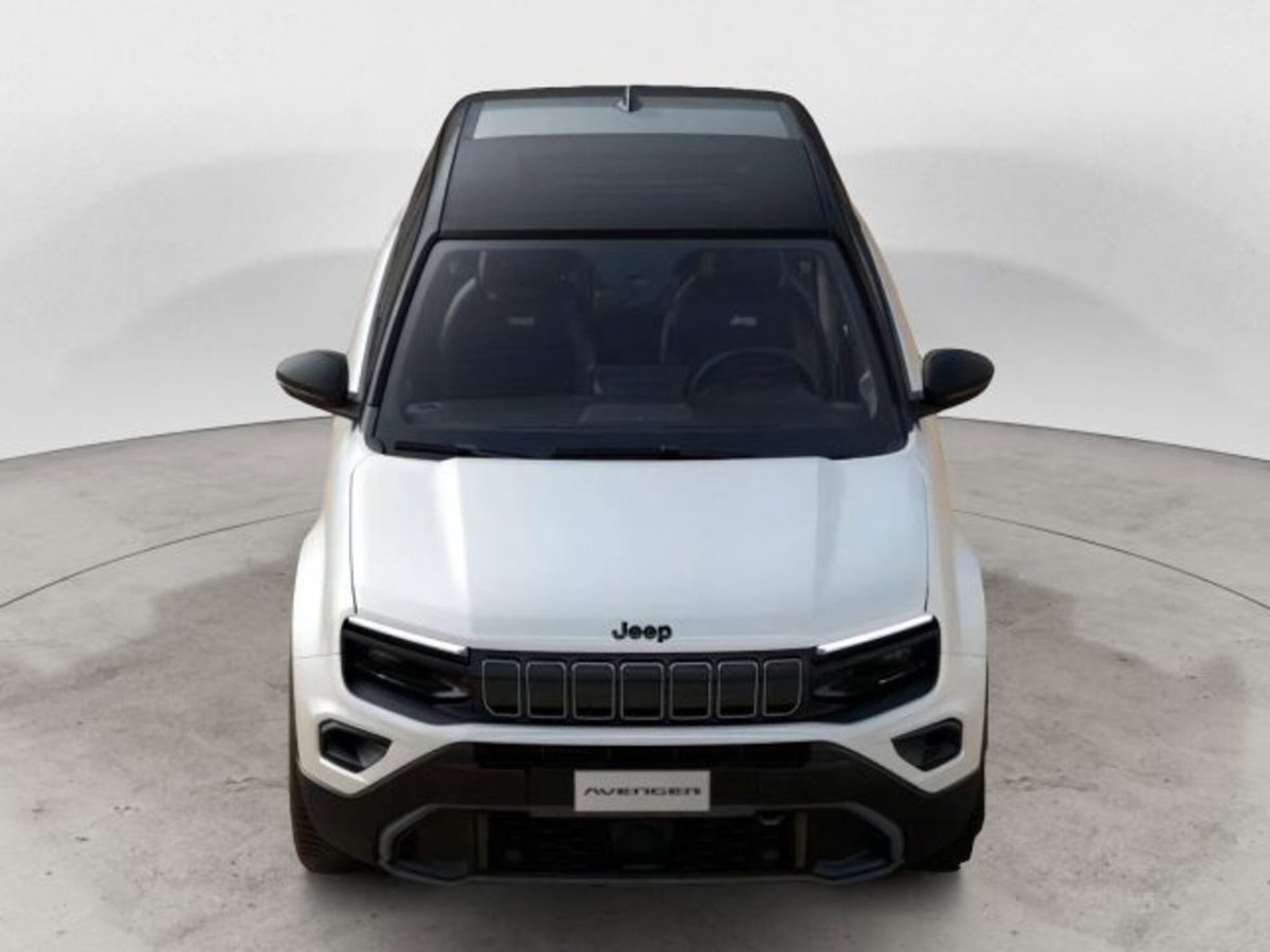 Jeep Avenger 1.2 turbo e-hybrid mhev Overland 4xe 145cv edct6 (2)