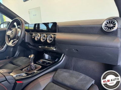 Mercedes-Benz Classe A 180 Premium (9)