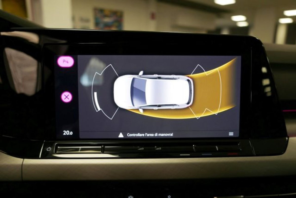 Volkswagen Golf Variant 1.0 eTSI EVO DSG Life (11)
