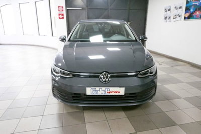 Volkswagen Golf Variant 1.0 eTSI EVO DSG Life (2)