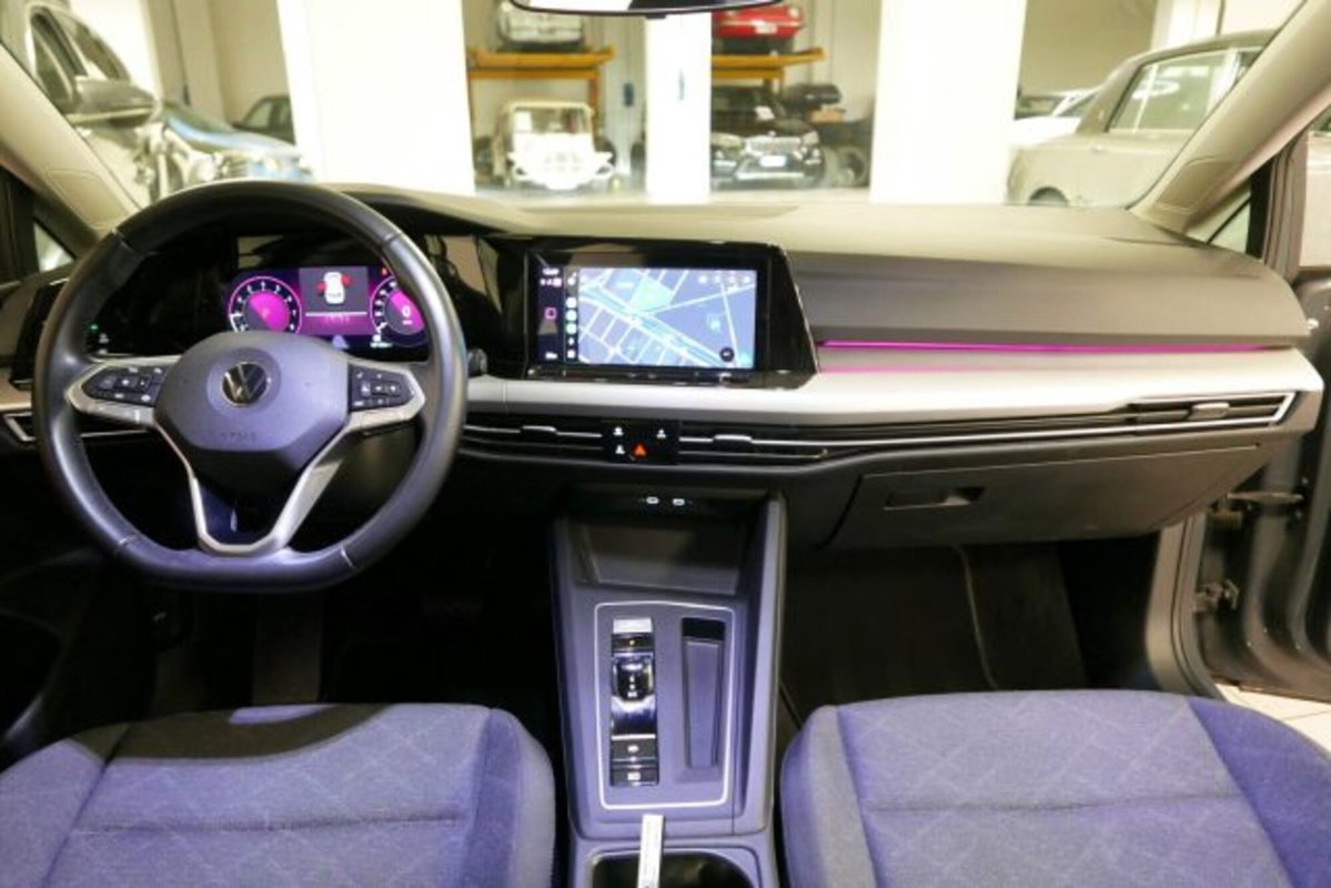 Volkswagen Golf Variant 1.0 eTSI EVO DSG Life (6)