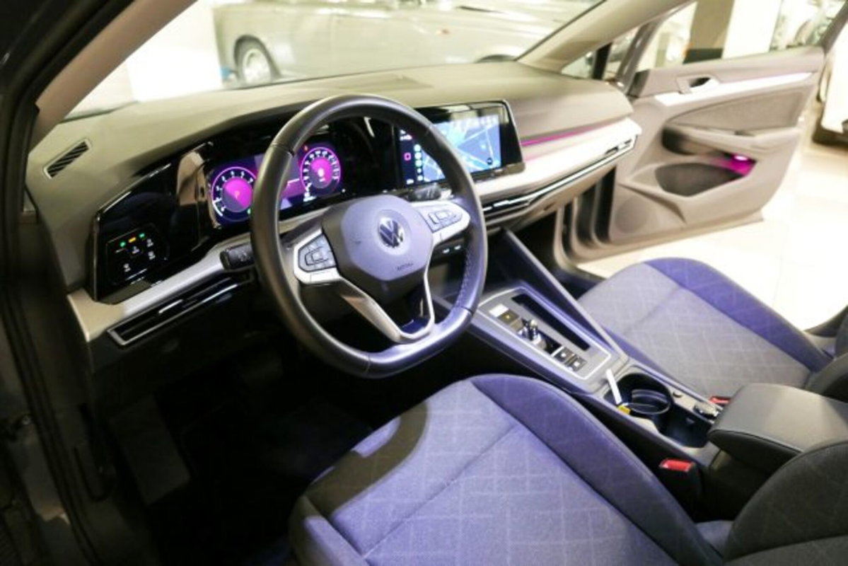 Volkswagen Golf Variant 1.0 eTSI EVO DSG Life (8)