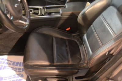 Jaguar XE 2.0 D Turbo 180 CV AWD aut. Portfolio (13)