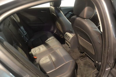 Jaguar XE 2.0 D Turbo 180 CV AWD aut. Portfolio (6)
