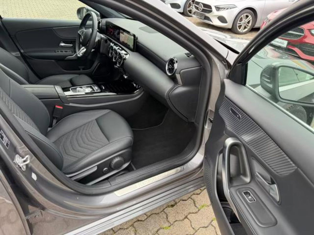 Mercedes-Benz Classe A Sedan 180 d Progressive Advanced Plus auto (11)