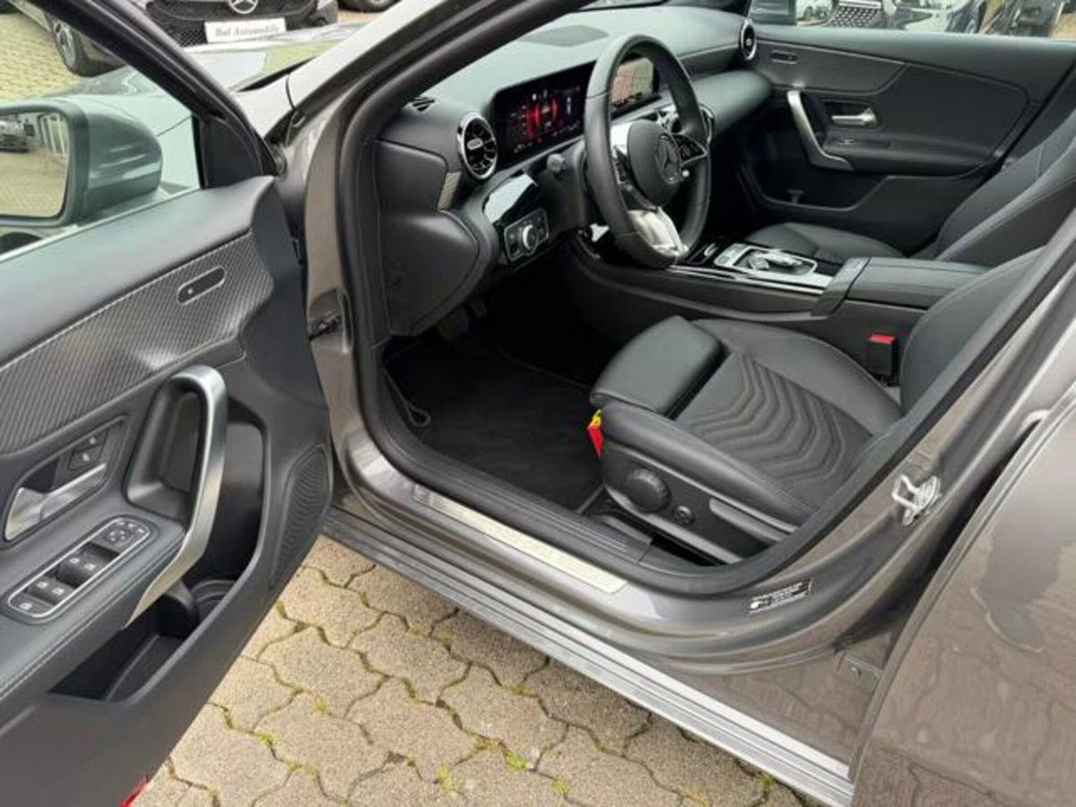 Mercedes-Benz Classe A Sedan 180 d Progressive Advanced Plus auto (9)