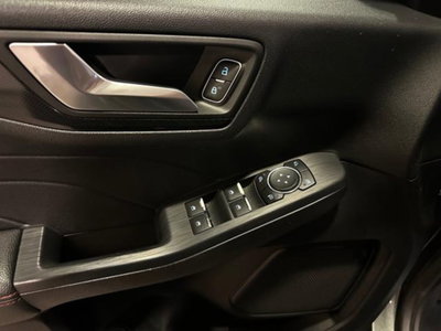 Ford Kuga 1.5 EcoBlue 120 CV 2WD ST-Line (13)