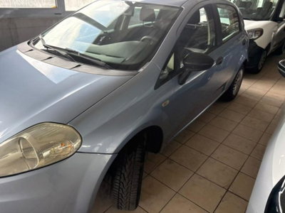 Fiat Grande Punto 1.2 5 porte Active (2)