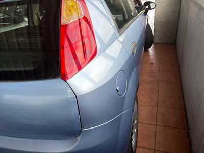 Fiat Grande Punto 1.2 5 porte Active (4)