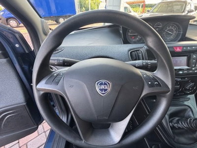 Lancia Ypsilon 1.0 FireFly 5 porte S&S Hybrid Silver Plus (12)